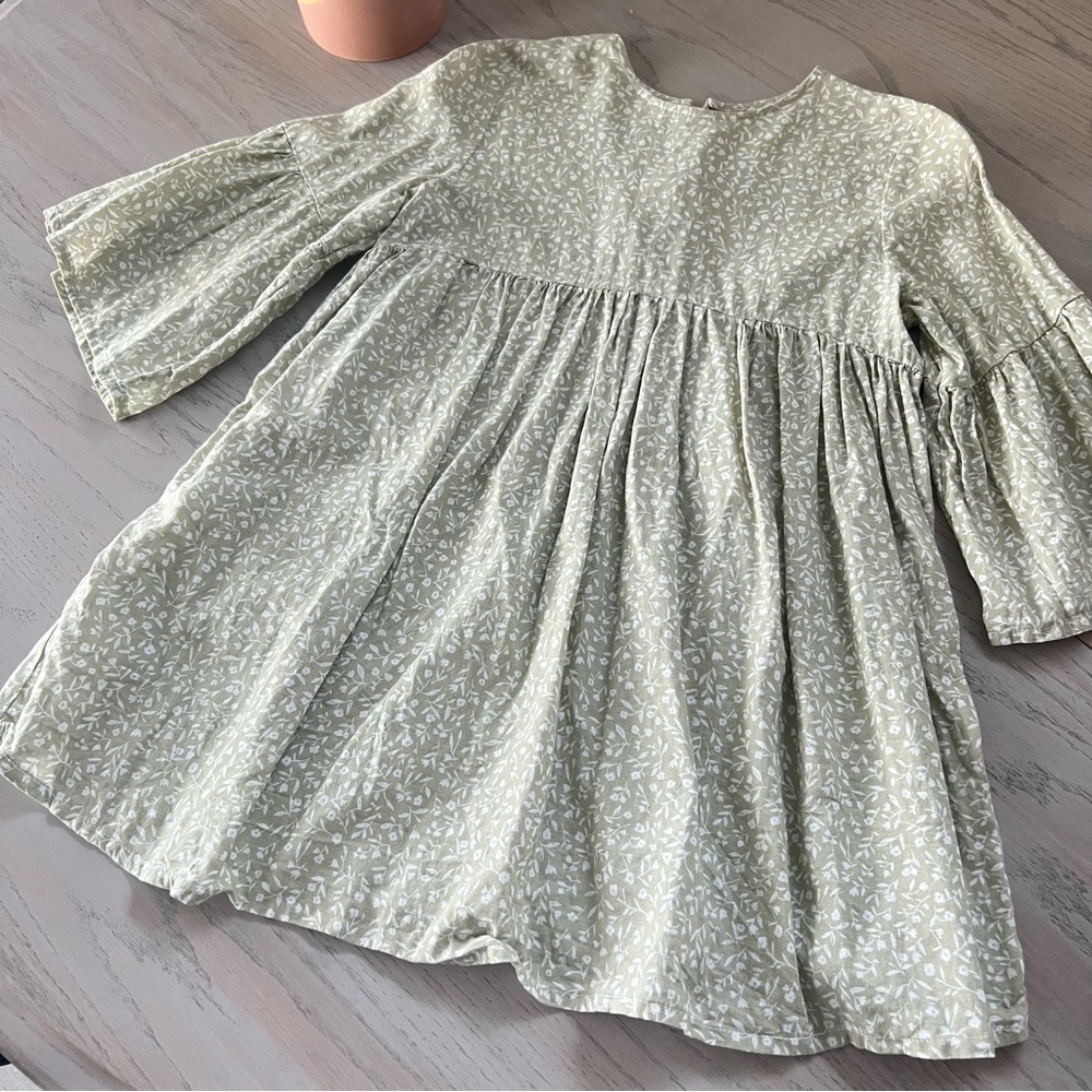 Rylee + Cru leaf bell sleeve dress